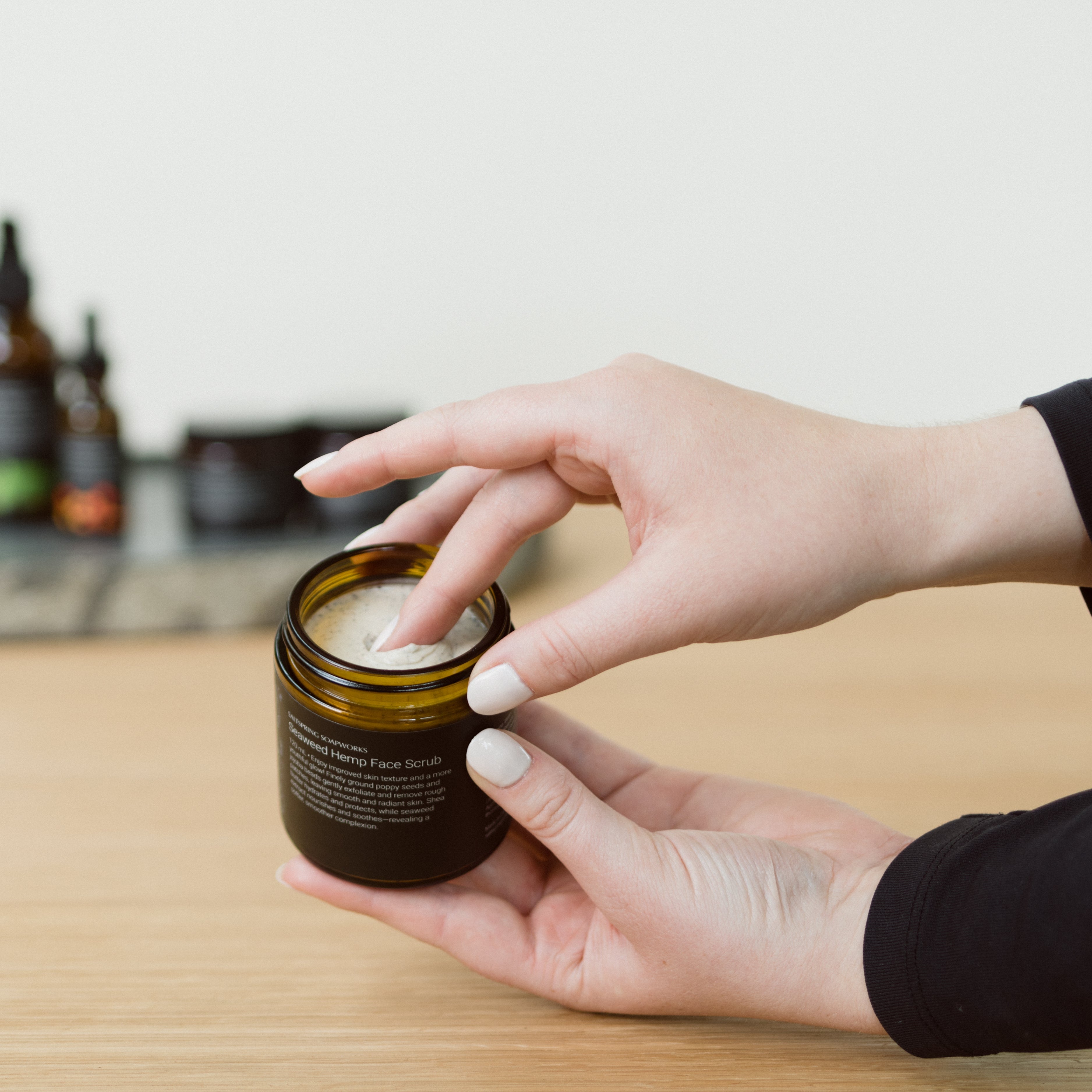 Seaweed Hemp Face Scrub